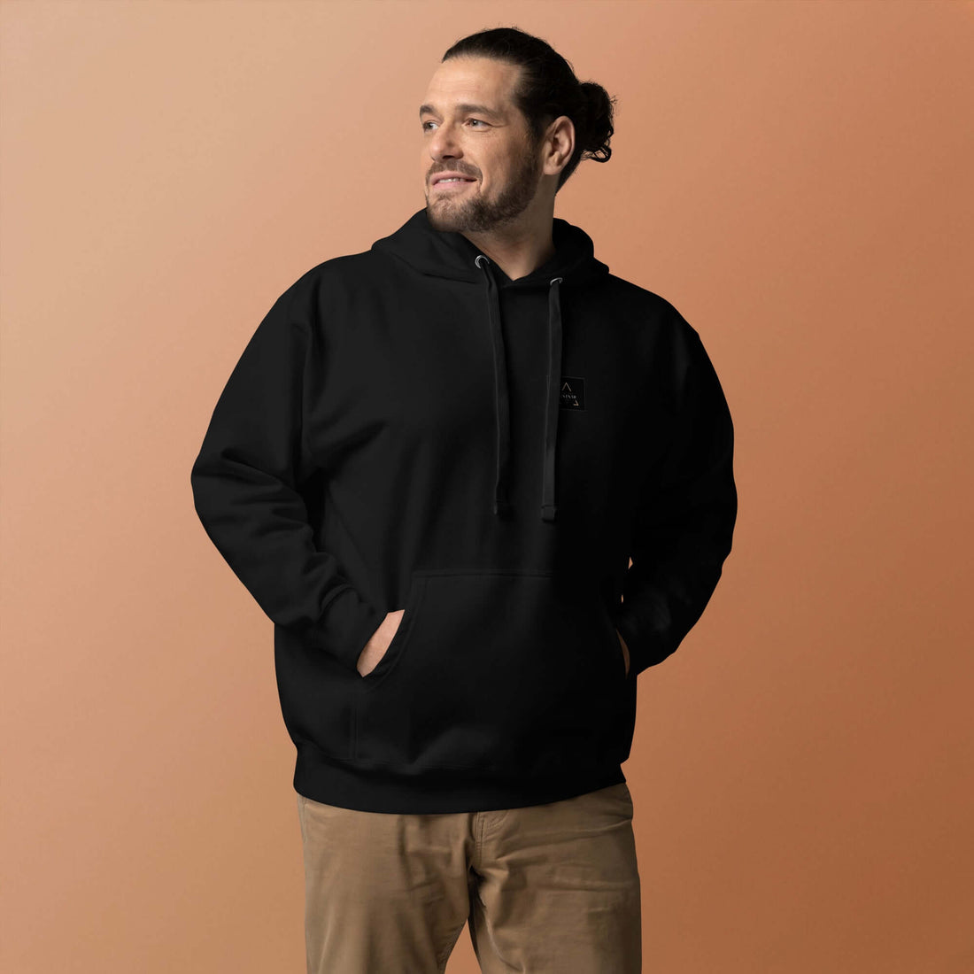 Unisex-Kapuzenpullover in Schwarz, ideal für coole Abende, unisex kapuzenpullover kaufen.